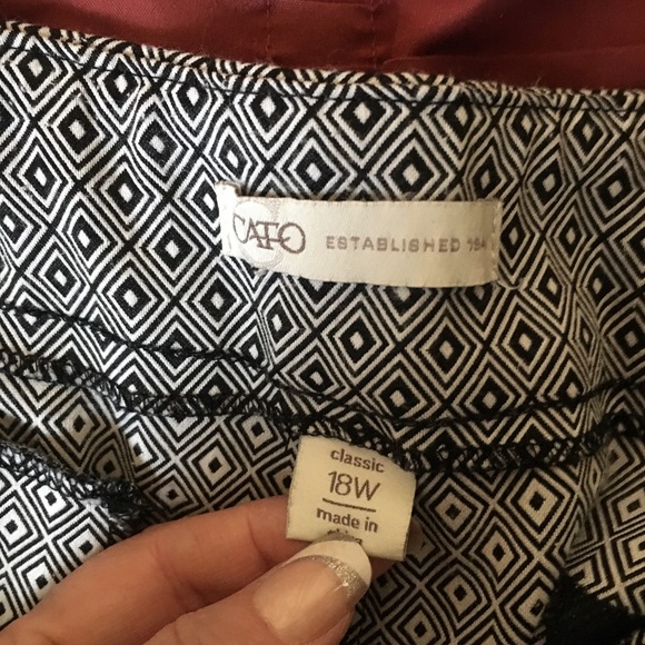 Pants - Picture 2 of 3